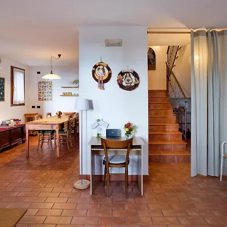 Il Portico Apartment Crespano del Grappa